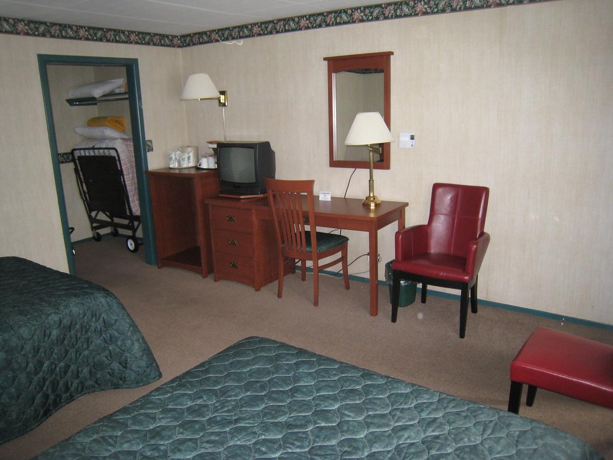The Cove Motel Aulds Cove Exterior photo